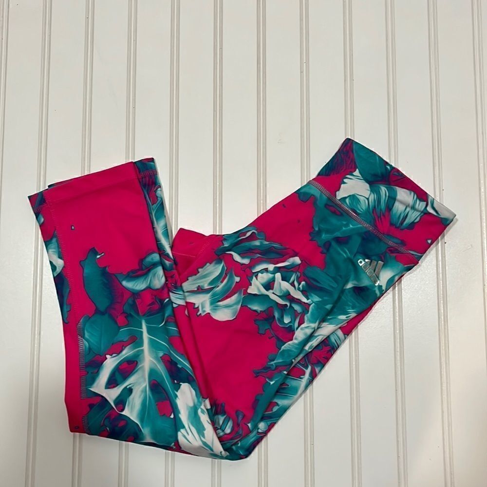 Adidas Climalite bright floral cropped leggings